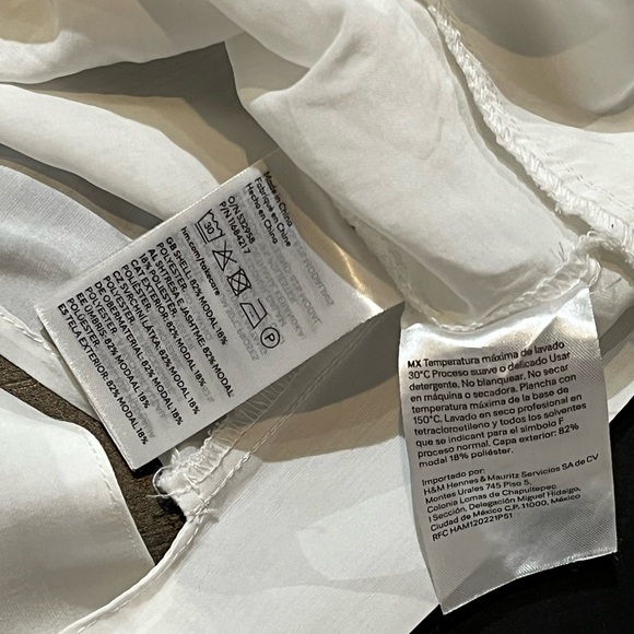 Divided (H&M) Bolero / Cover Up / Crop Top - Picture 4 of 5